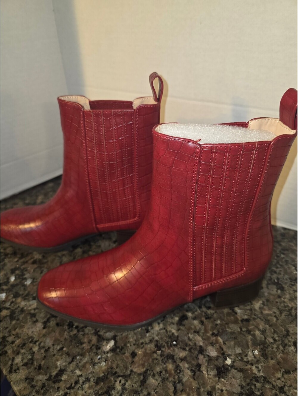 Journee WRENLEY Comfort Foam Booties * Croco/Red * COR-060 * Women's 7.5 New